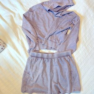 Danskin 2pc lounge set size M vintage Lilac pullover hoodie with matching shorts